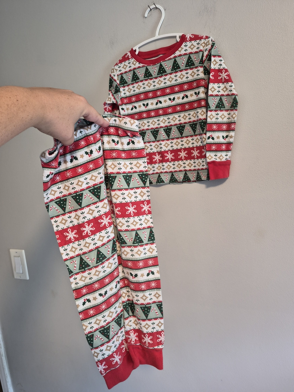 Carter's 4t Red & Green Holiday 2pc Pajama Set Long Sleeve Shirt & Pants